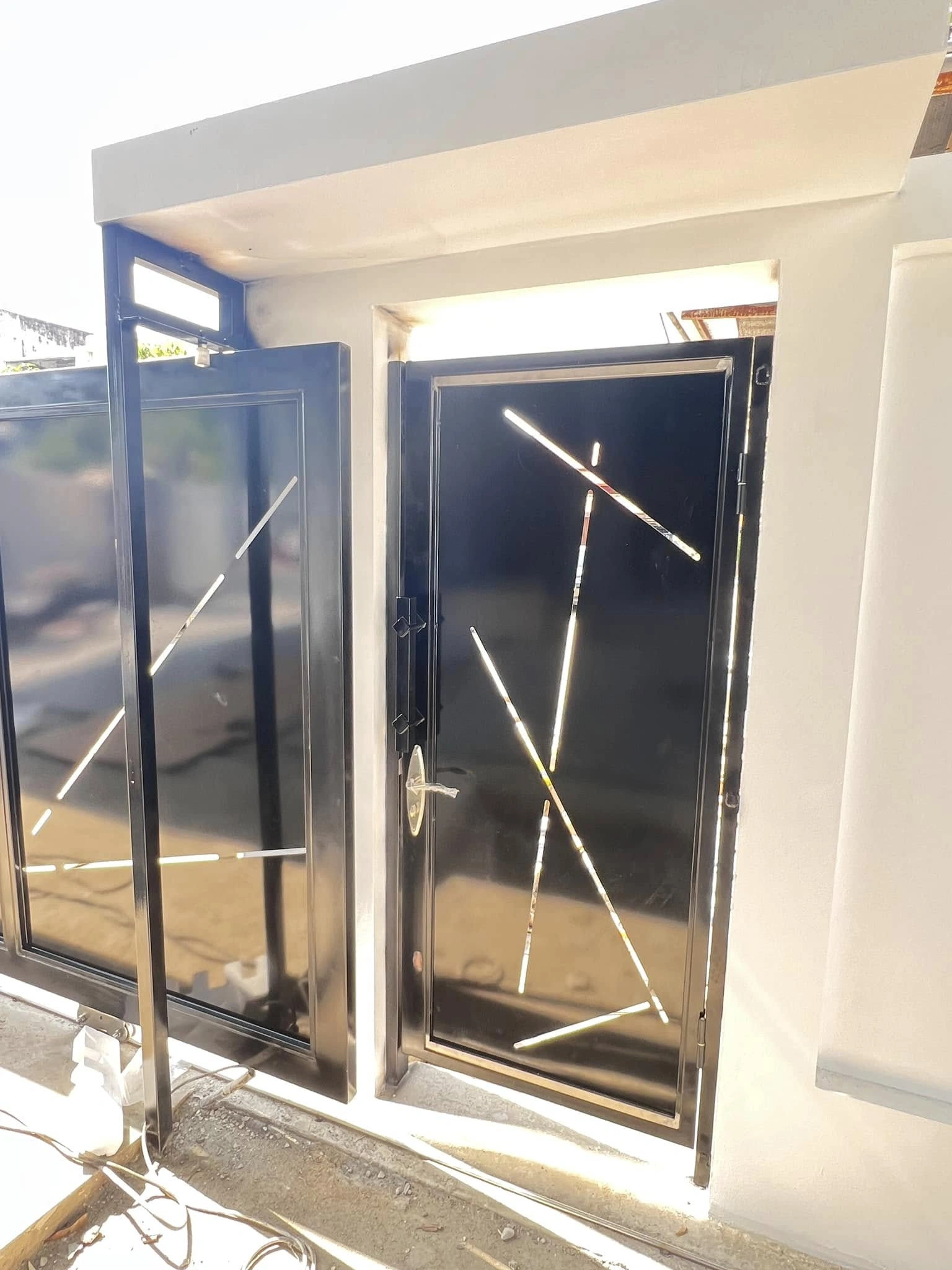 งานประตูเหล็กแผ่นลายฉลุ