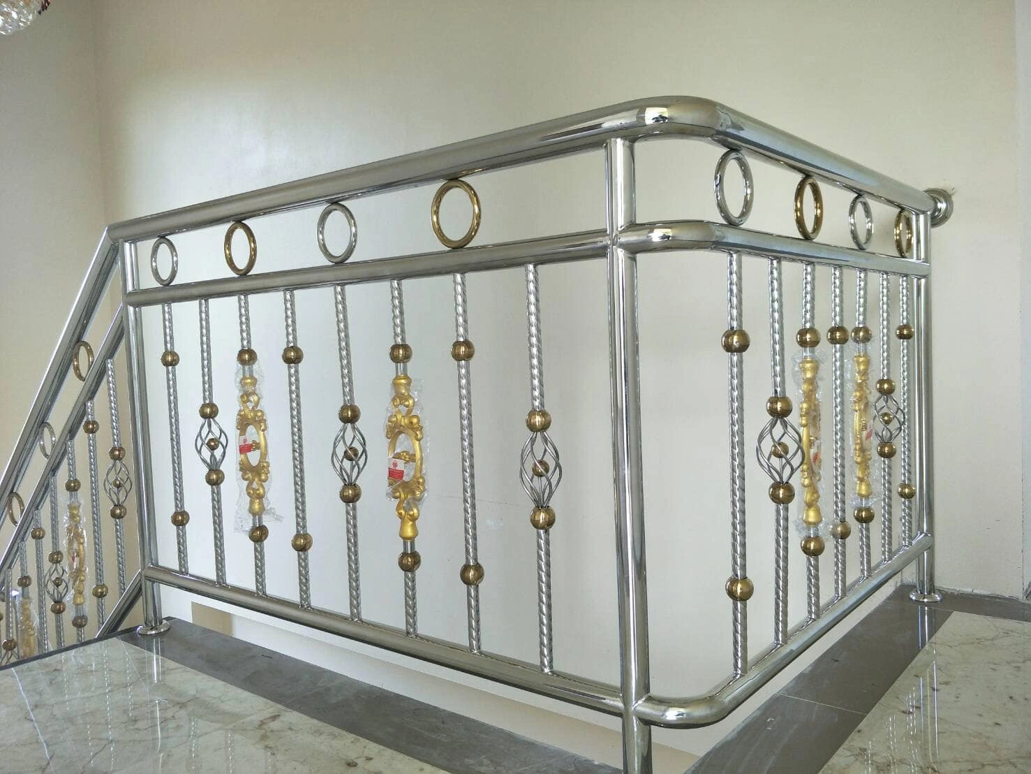 ราวบันได สแตนเลส