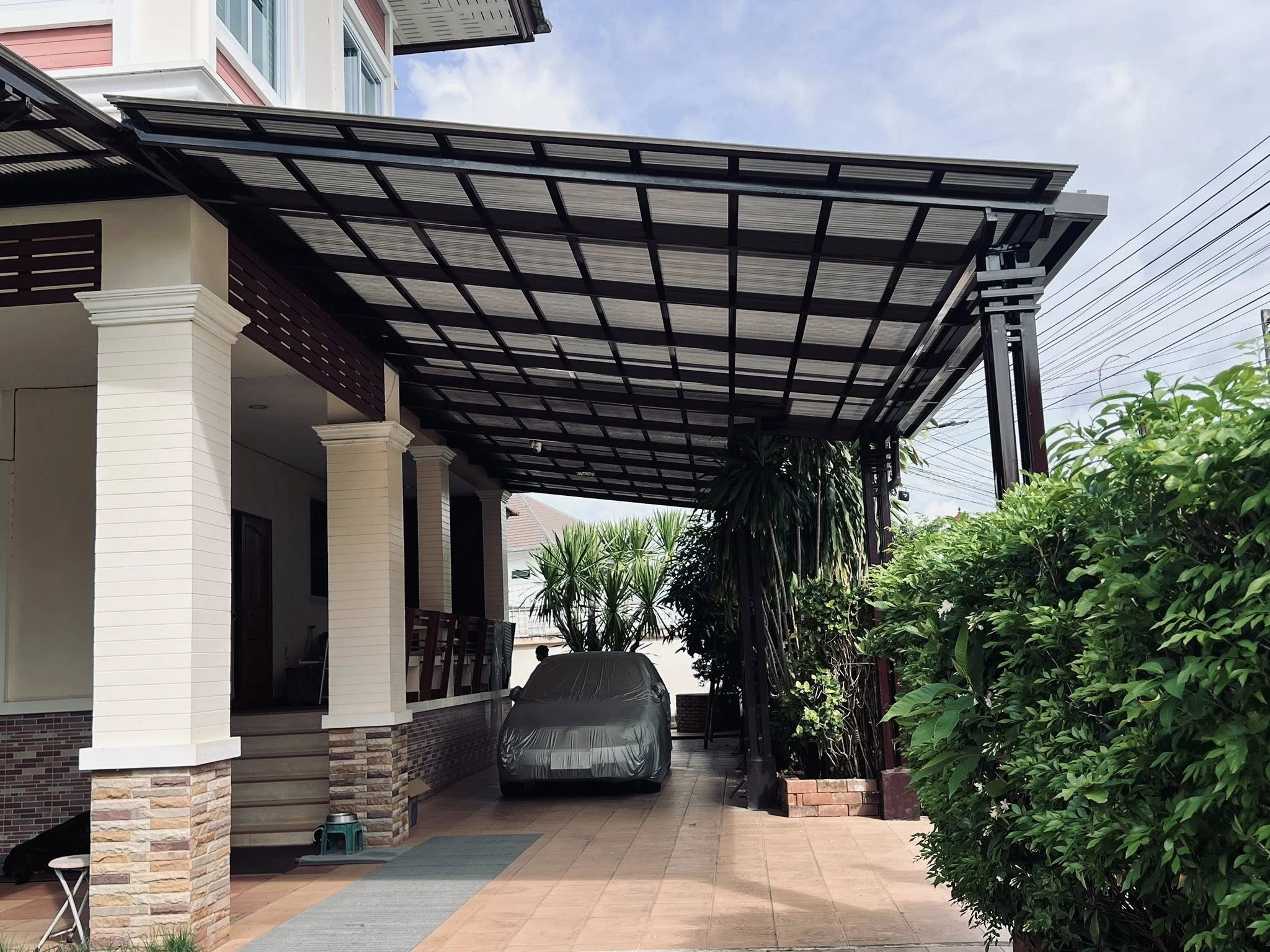 งานกันสาดโครงสร้างเหล็ก ลอนมินิโกล์